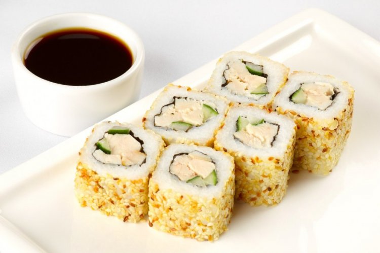 Filling with Tofu and Chicken for Rolls
