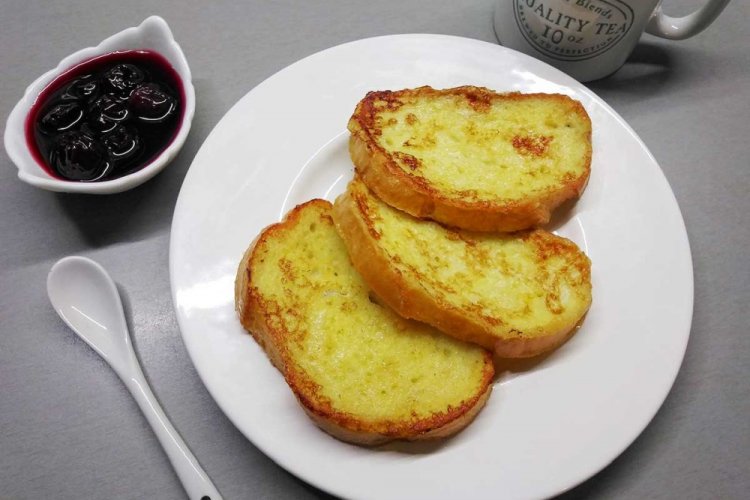 French Toast with Egg (No Milk)