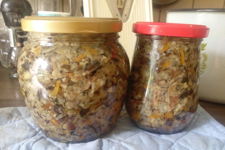 Caviar de Lactarius Resimus con zanahoria para el invierno