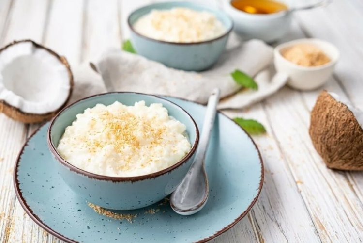 Gachas de arroz con leche de coco
