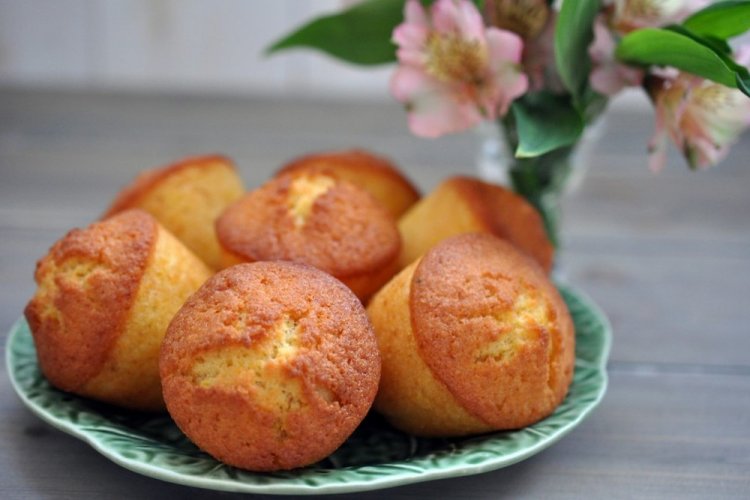 Orange Muffins