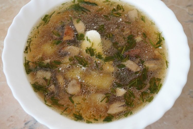 Gruzdyanka with Fresh Milk Caps and Potatoes