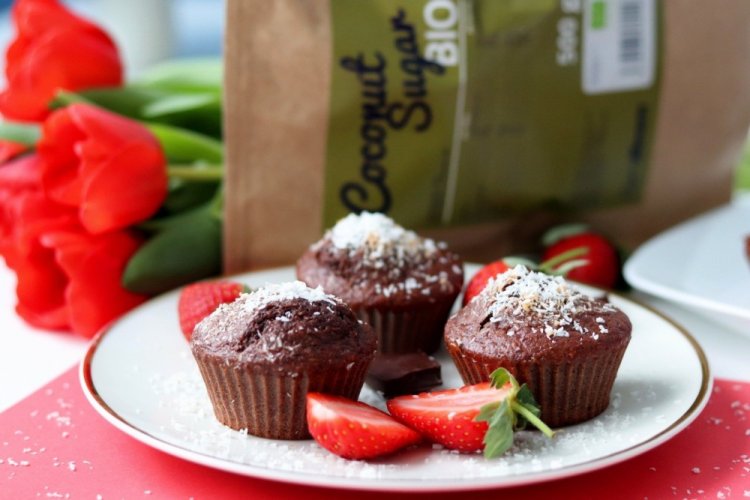 Chocolate Coconut Flour Cupcakes
