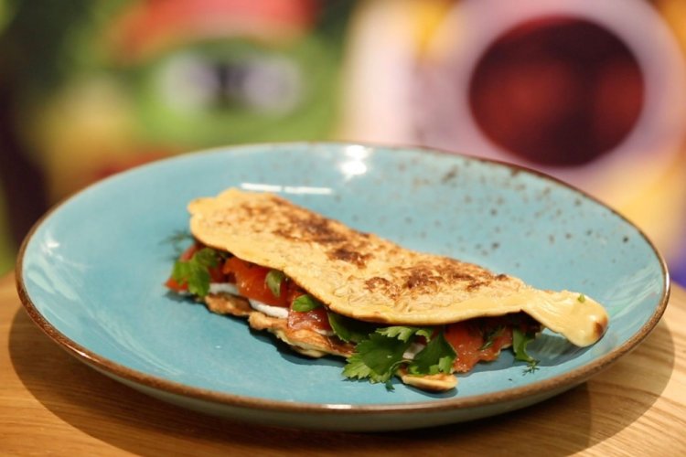 Oat Pancake with Salmon and Cream Cheese