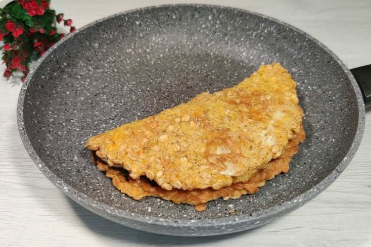 Oat Pancake with Nut Butter and Jam