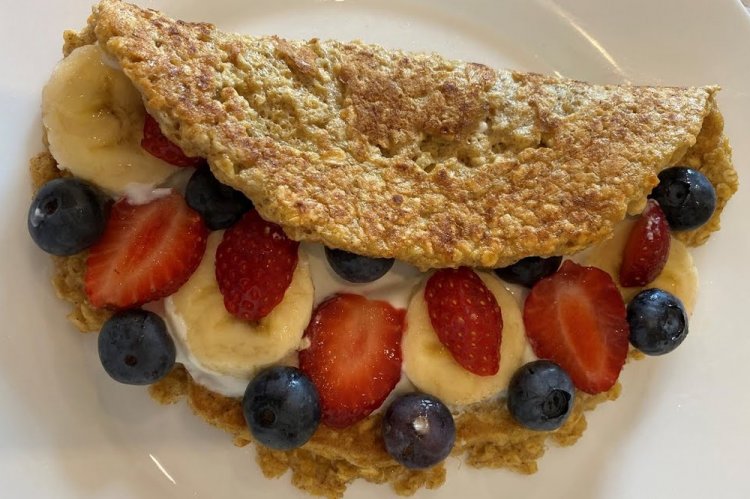 Oat Pancake with Berries