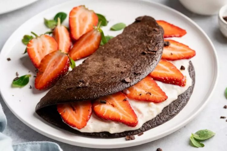 Chocolate Oatmeal Pancake with Strawberries