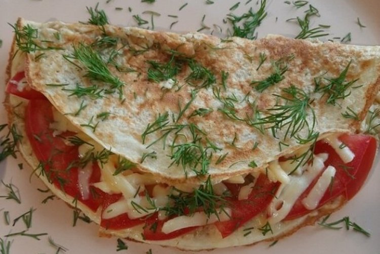 Oatmeal Pancake with Cheese and Tomatoes