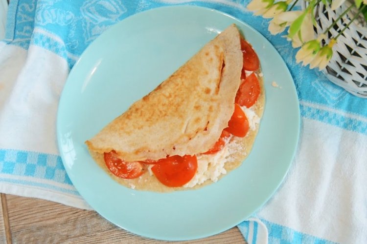 Thin Oatmeal Pancakes with Cheese and Tomatoes