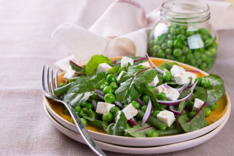 Tofu and Green Pea Salad