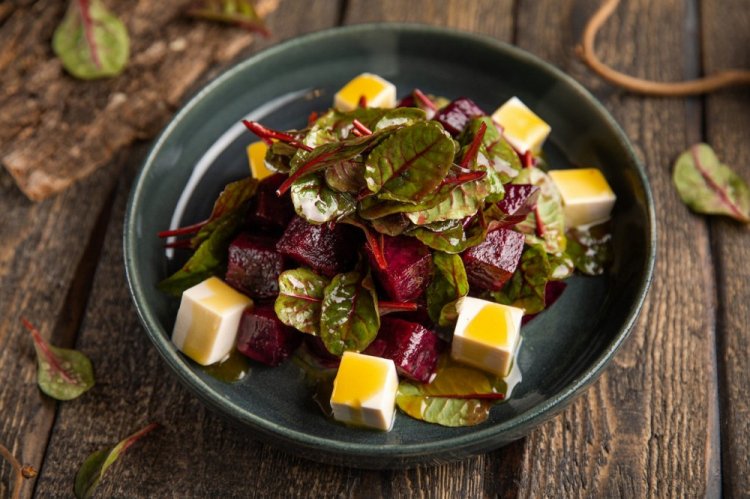 Beetroot and Tofu Salad
