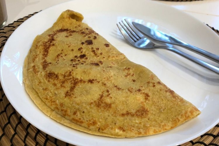 Kefir Oat Pancake with Cottage Cheese
