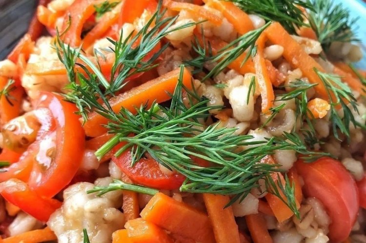 Pearl Barley with Tomatoes and Bell Pepper