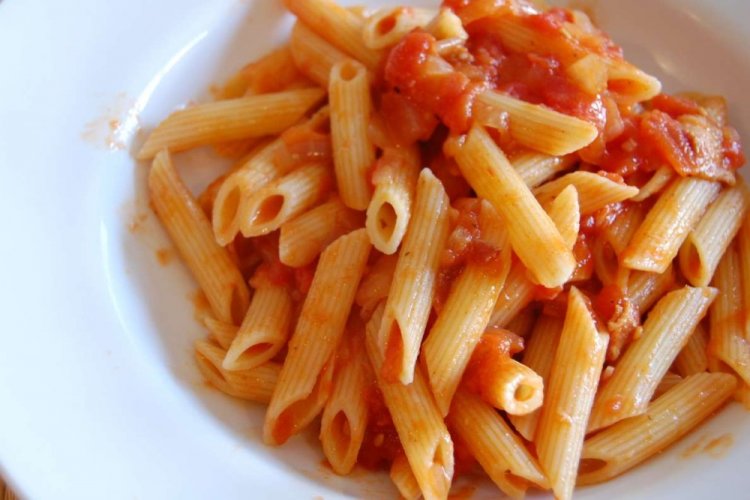 Pasta in Tomato Sauce
