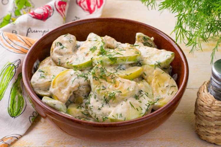 Braised Zucchini in Sour Cream