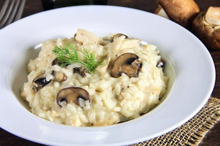 Rice with Mushrooms in Cream