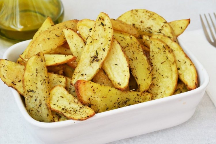 Potatoes with Herbs de Provence in the Oven