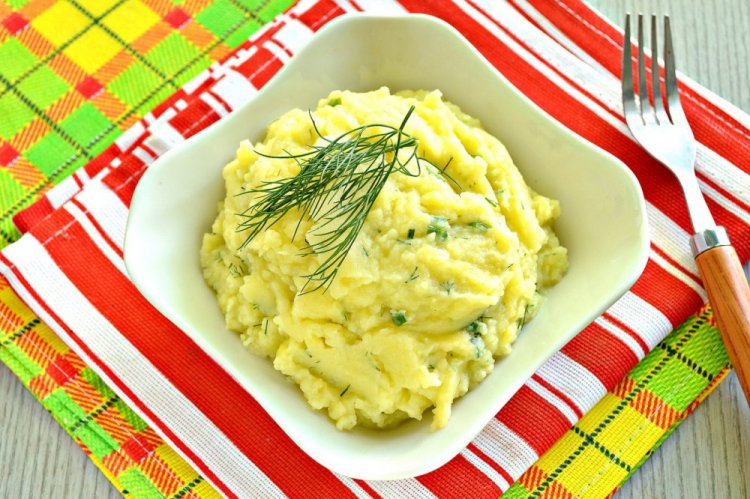 Mashed Potatoes with Herbs