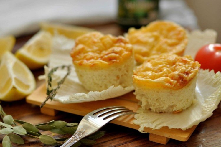 Chicken Soufflé with Semolina and Processed Cheese in the Microwave