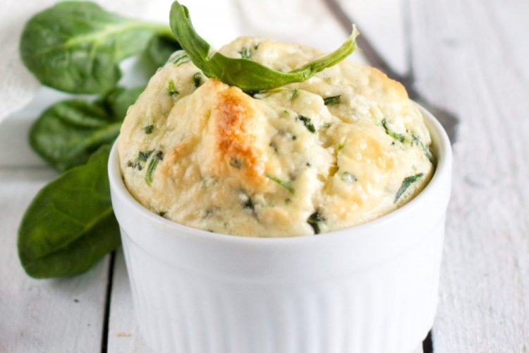 Chicken Soufflé with Cottage Cheese and Spinach