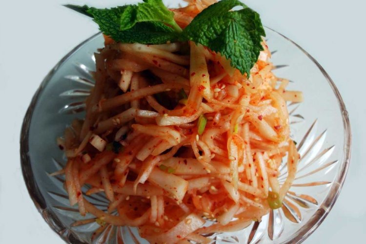 Korean-Style Turnip Salad