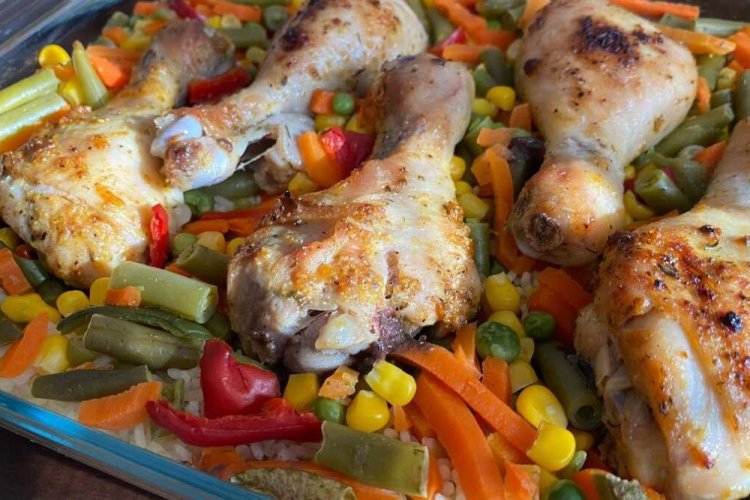 Chicken with Rice and Vegetables in the Oven