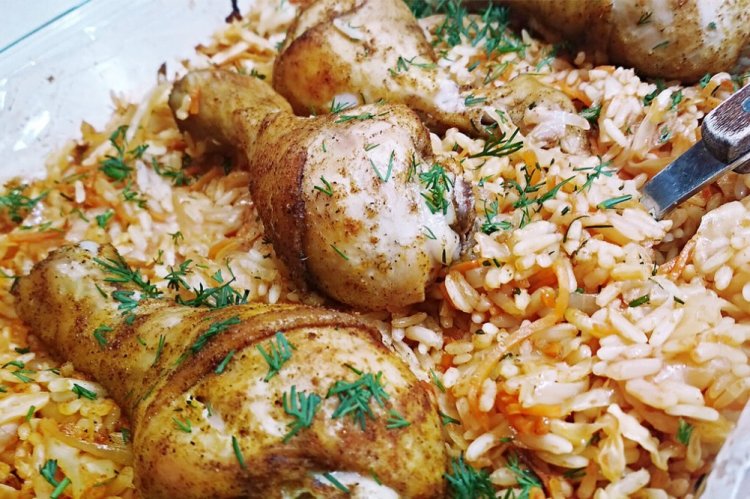 Chicken with Rice and Cabbage in the Oven