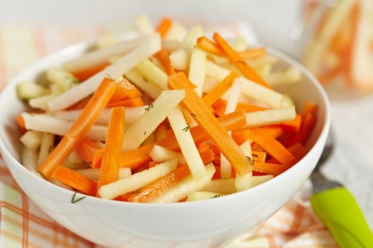 Carrot Salad with Orange Dressing