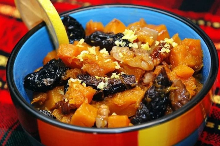 Pumpkin with Dried Fruits in Pots