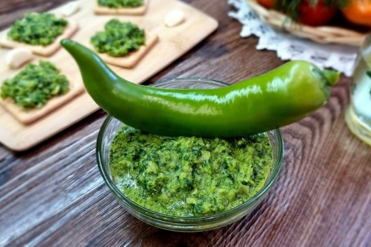 Green Megrelian Sauce