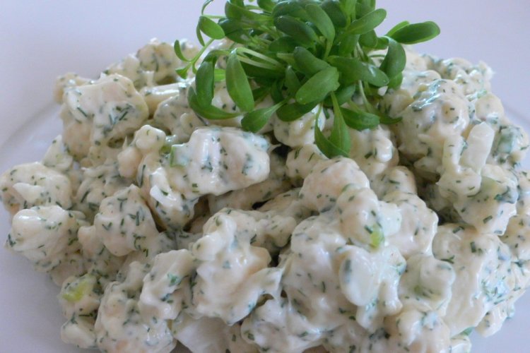Cauliflower Salad with Chicken and Corn