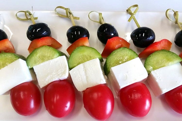 Mozzarella and Vegetable Canapés