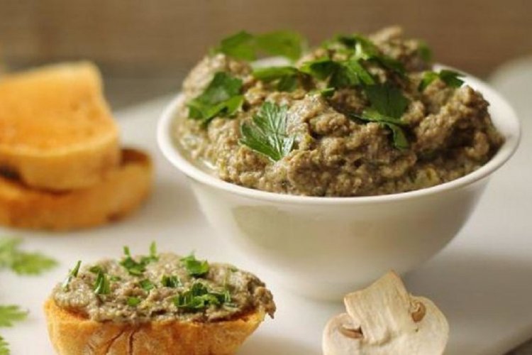 Pork Liver Pâté with Mushrooms