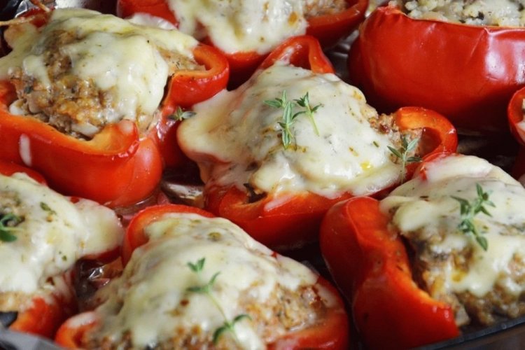 Salsa de queso para pimientos rellenos