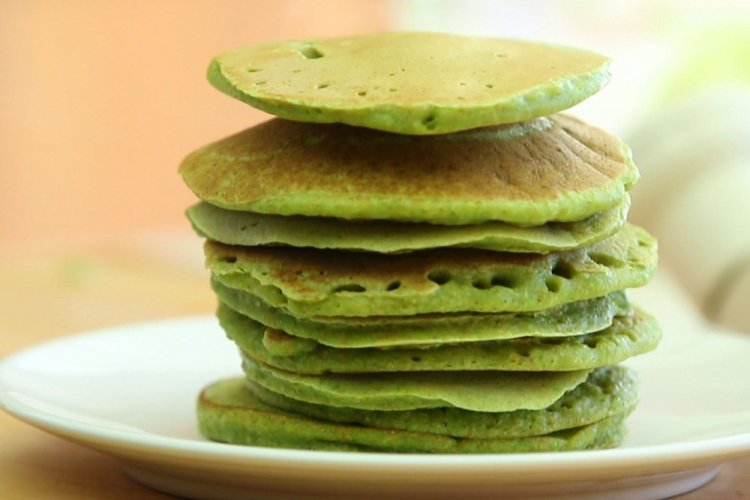 Tortitas de plátano con espinacas