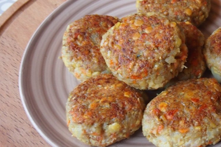 Lentil Patties with Cheese