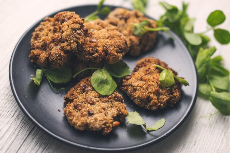Lentil Patties with Mushrooms