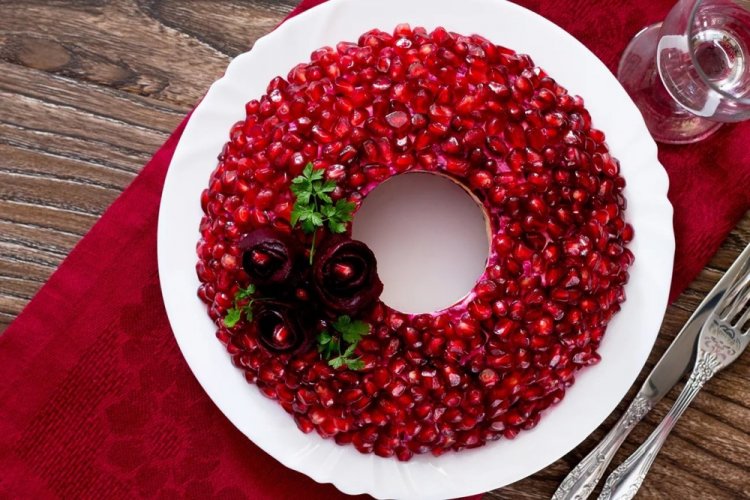 Pomegranate Bracelet Salad with Pork Tongue