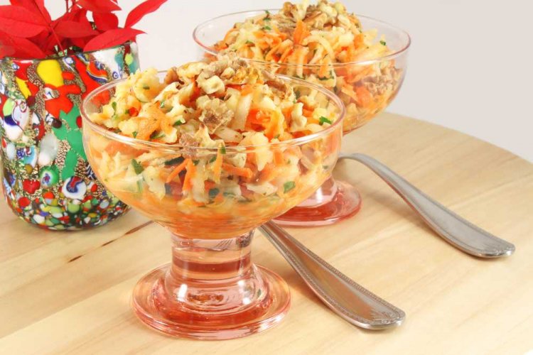 Ensalada de tupinambo, zanahoria y manzana
