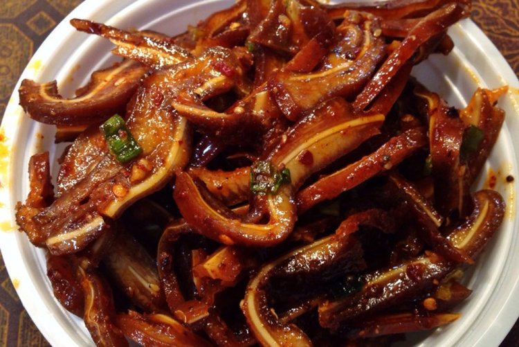 Spicy Pan-Fried Pork Rinds