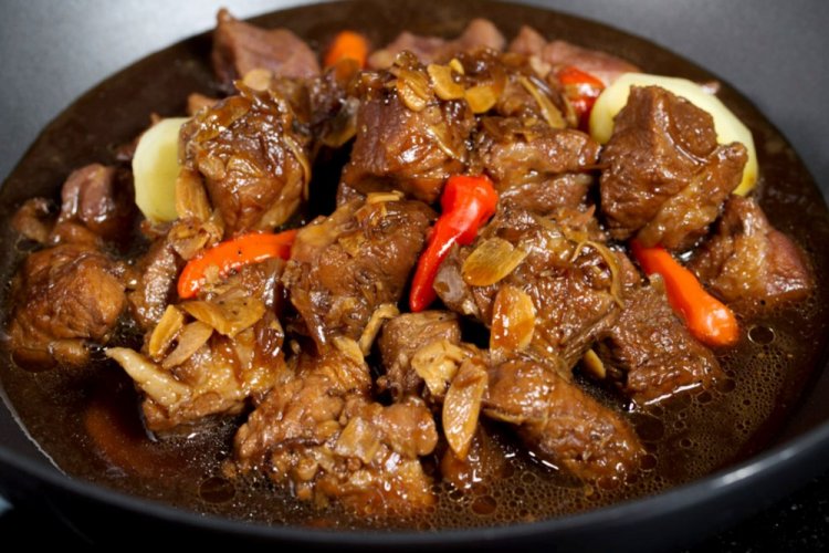 Moroccan Lamb in a Skillet