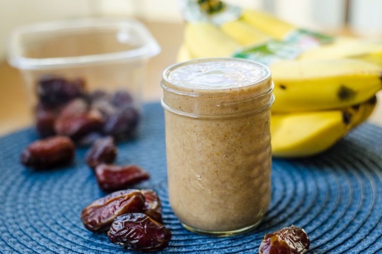 Batido de plátano y dátiles