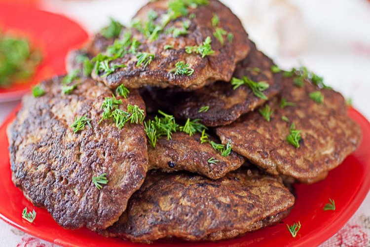Pork Liver Patties with Potatoes