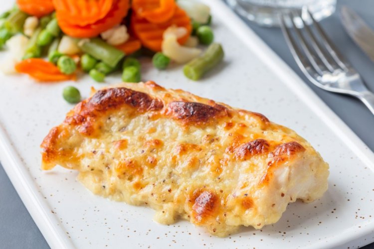 Cod in Sour Cream with Cheese