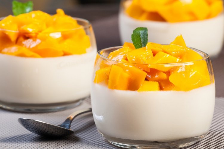 Panna Cotta with Mango for New Year's