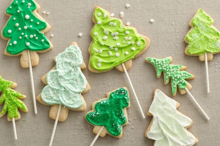 Gingerbread Cookies on a Stick
