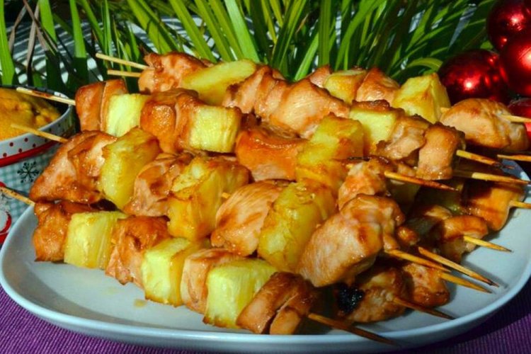 Chicken Skewers with Pineapple in the Oven