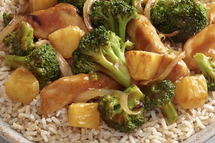 Chicken with Pineapple and Broccoli in the Oven