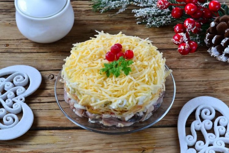 Herring and Apple Salad