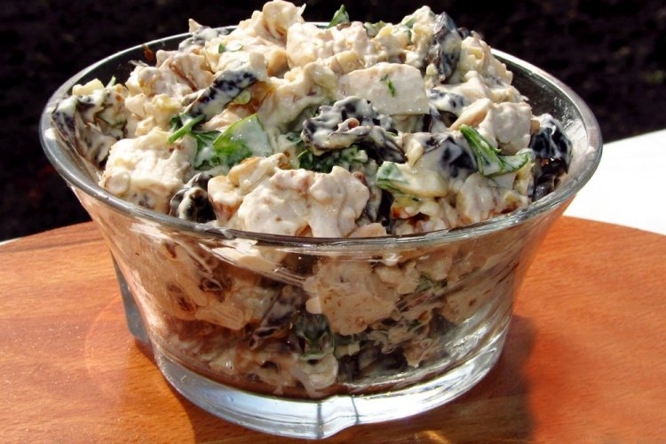 Chicken and Prune Salad